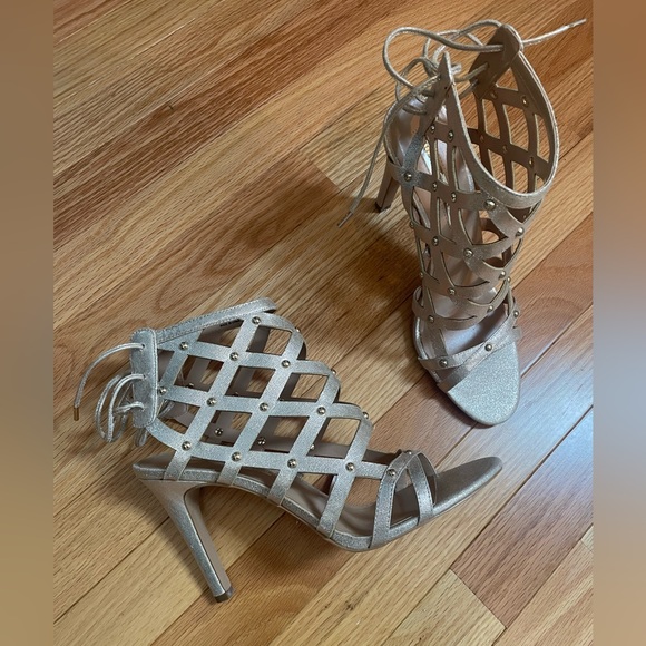 Audrey Brooke gold high heels size 10 - Picture 1 of 4
